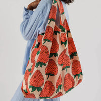 Big Baggu: Strawberry