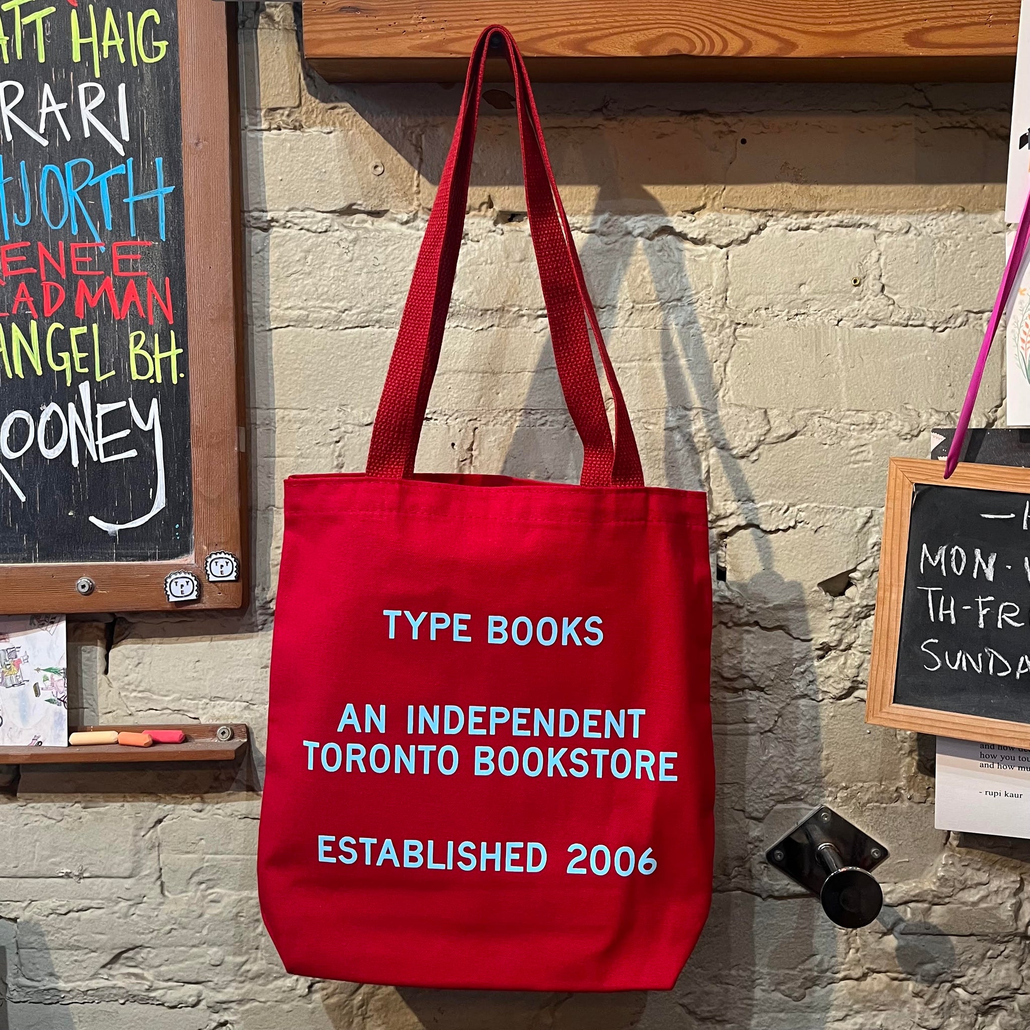 Bag with books on it online